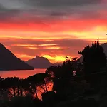 Maison d'hôtes With A View 3*