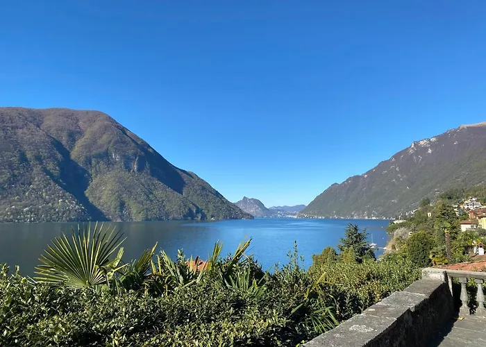 With A View בית הארחה